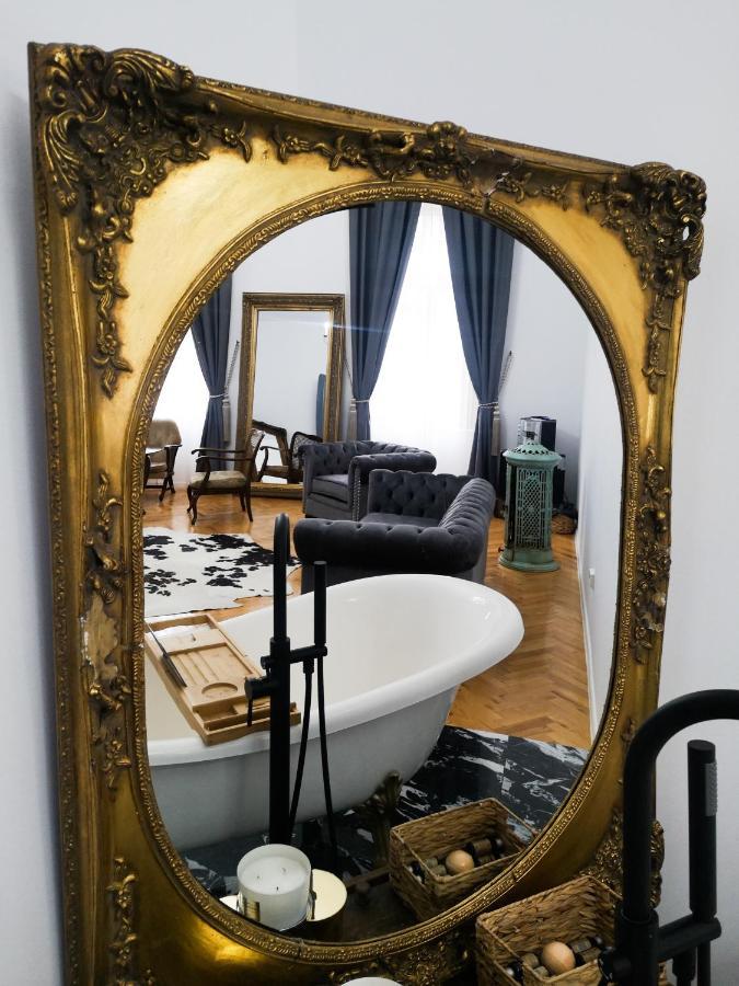 Mansion Josephina Apartment Клуж-Напока Екстериор снимка