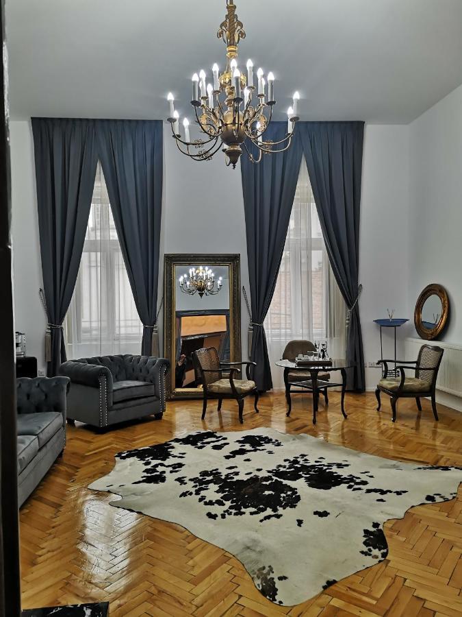 Mansion Josephina Apartment Клуж-Напока Екстериор снимка