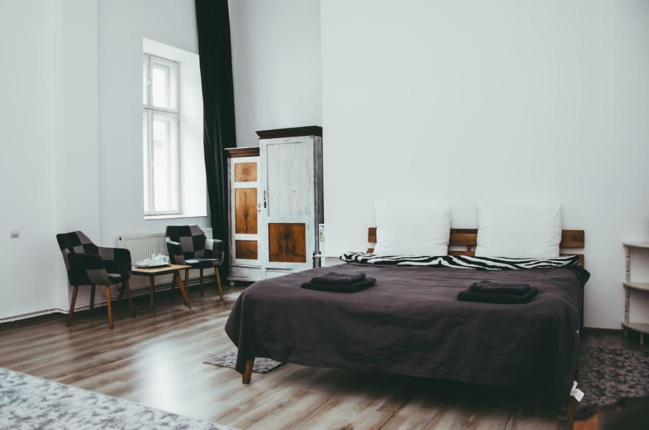 Mansion Josephina Apartment Клуж-Напока Екстериор снимка